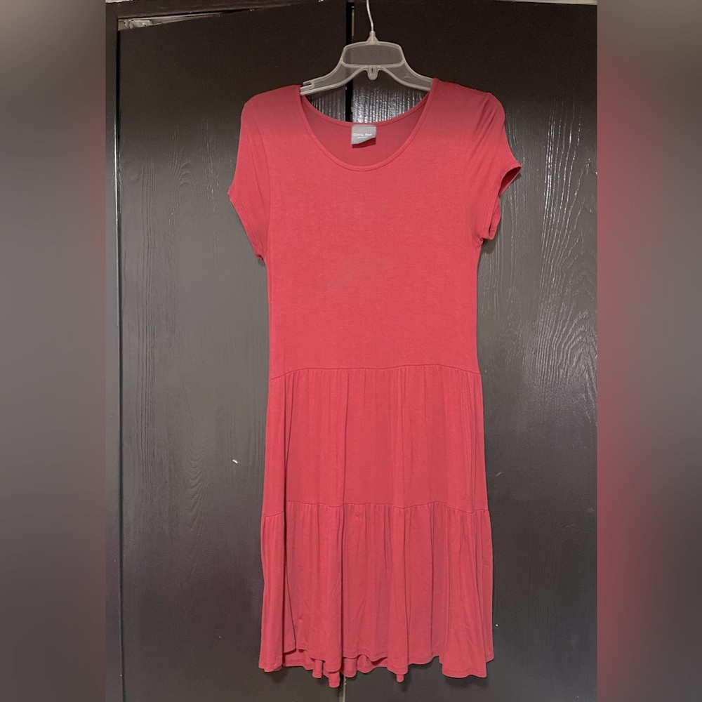 Maroon Olivia Rae Dress- Medium- cute and casual boho style! Midi, drop waist!